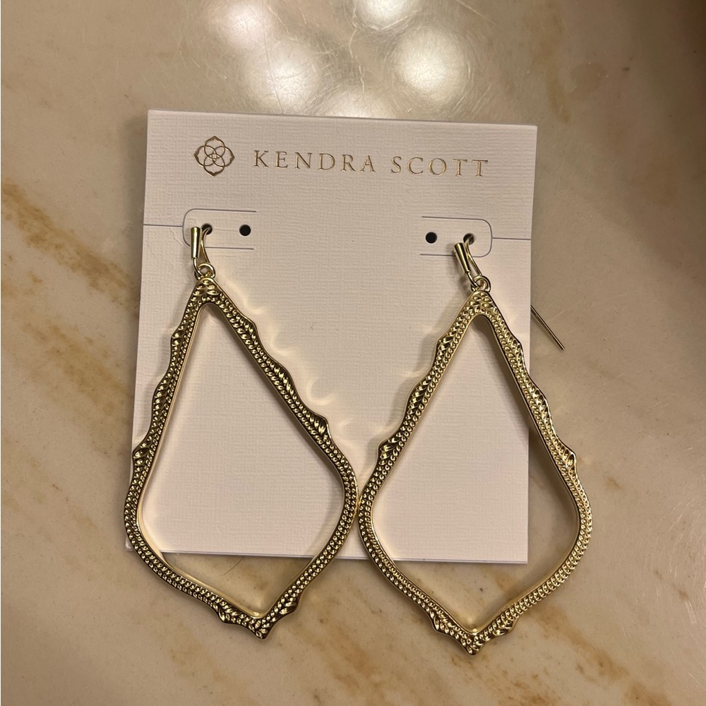 Kendra Scott  Sophee Gold Earrings NWT